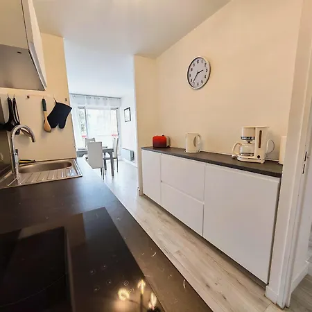 T3 Avec Parking, Vue Mer&montagne - Fr-1-794-180 Appartement *